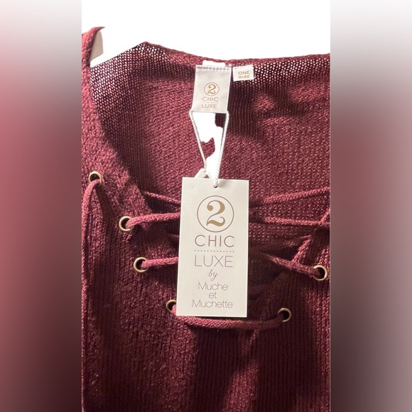 NWT 2 Chic Luxe Lace Burgundy Poncho Short Sleeves Knitted Shirt One size - Picture 3 of 10